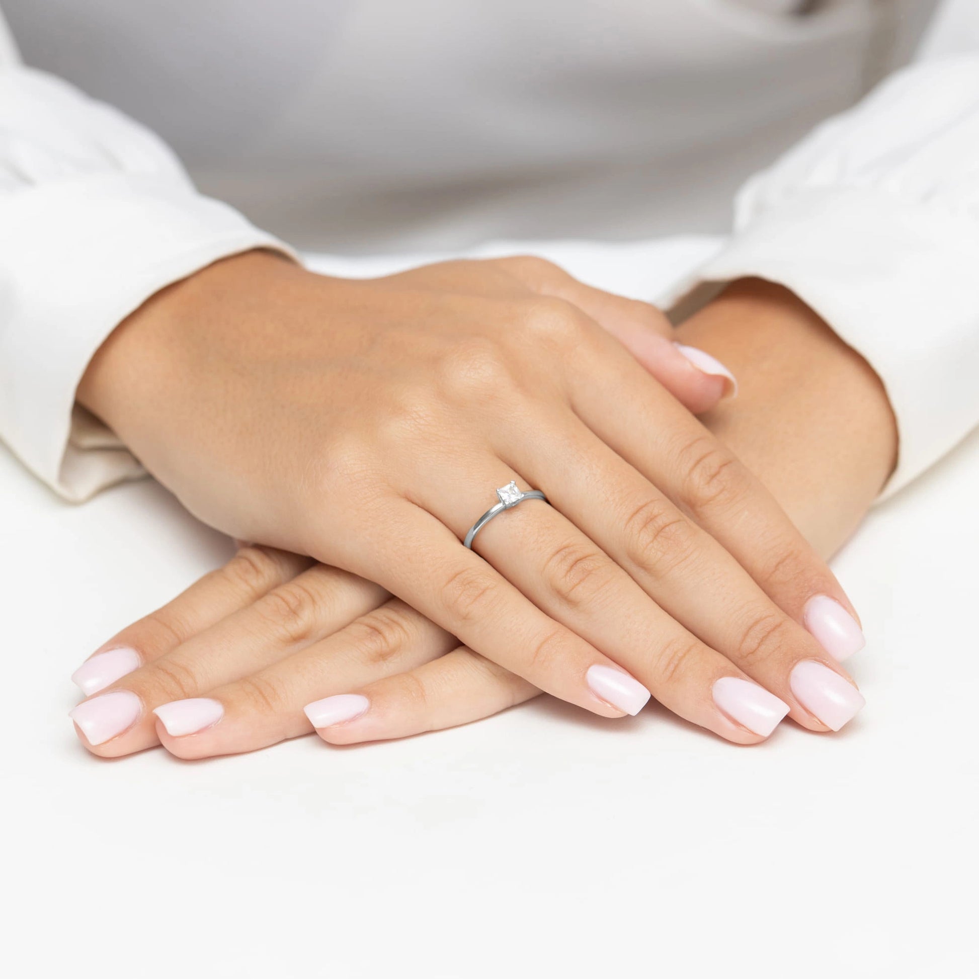 Anillo Square Solitario en Oro con Diamante de Laboratorio Lab Grown 0,30ct