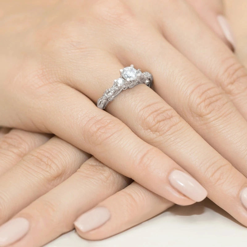 Anello Hera in Oro con Diamante 0,70ct Lab Grown