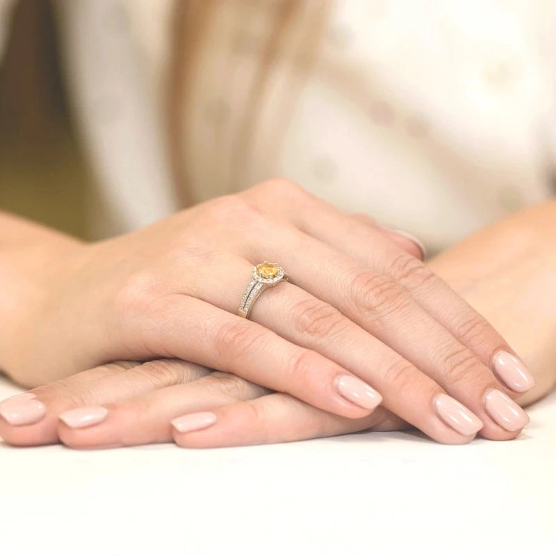 Solaris Ring in Gold with Citrine Quartz and 40 Diamonds