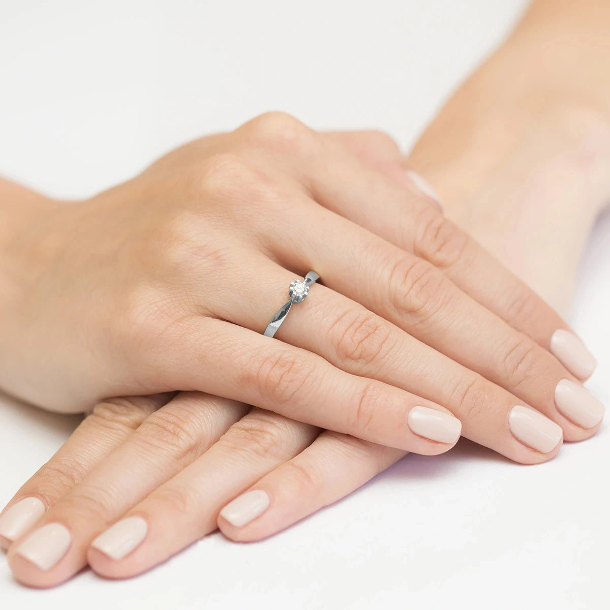 Anillo Aurea Solitario en Oro con Diamante de Laboratorio Lab Grown 0,20ct