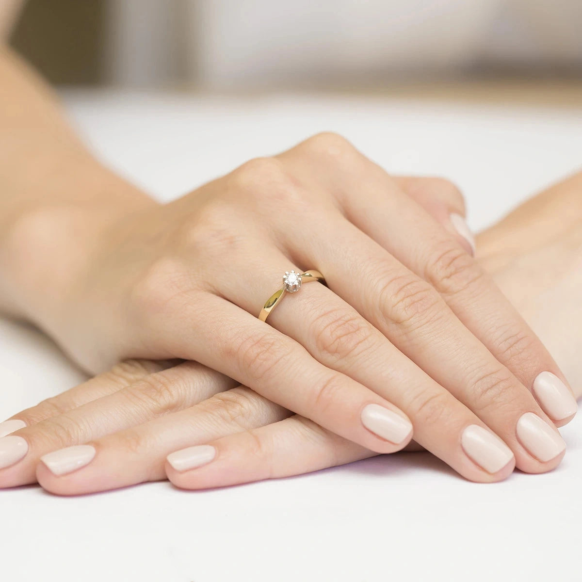 Aurea Bague solitaire en or 14 KT avec un diamant de laboratoire de 0,20ct