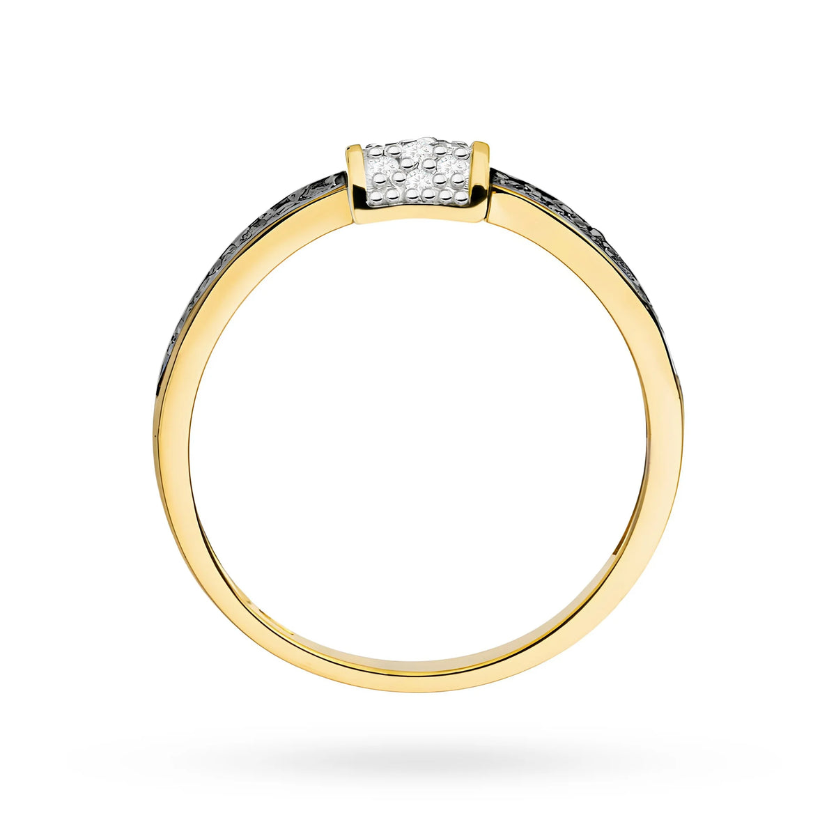 Anello Nexus in Oro con 28 Diamanti Neri e 10 Diamanti Bianchi