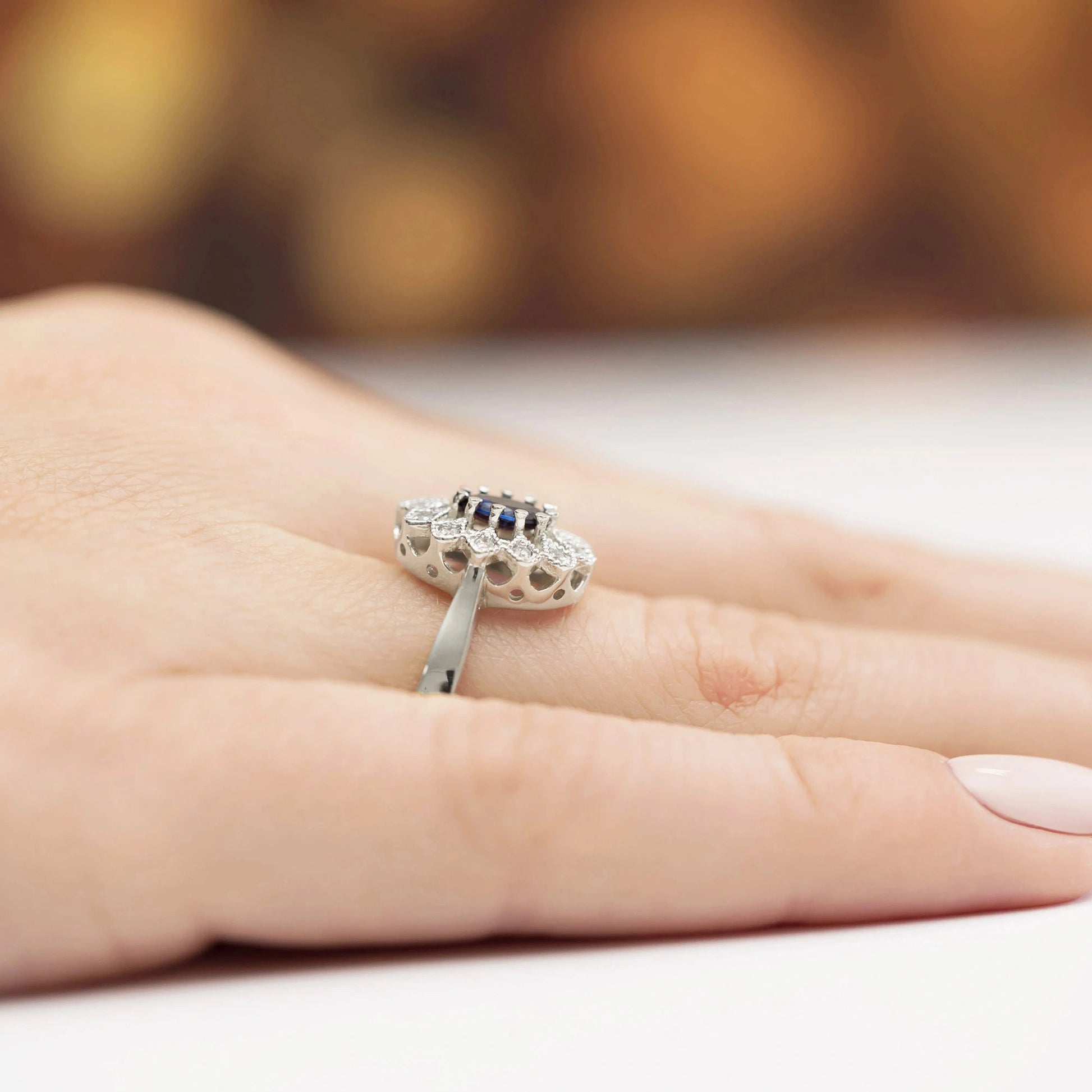 Isabella Ring in Gold with Sapphire and Diamonds