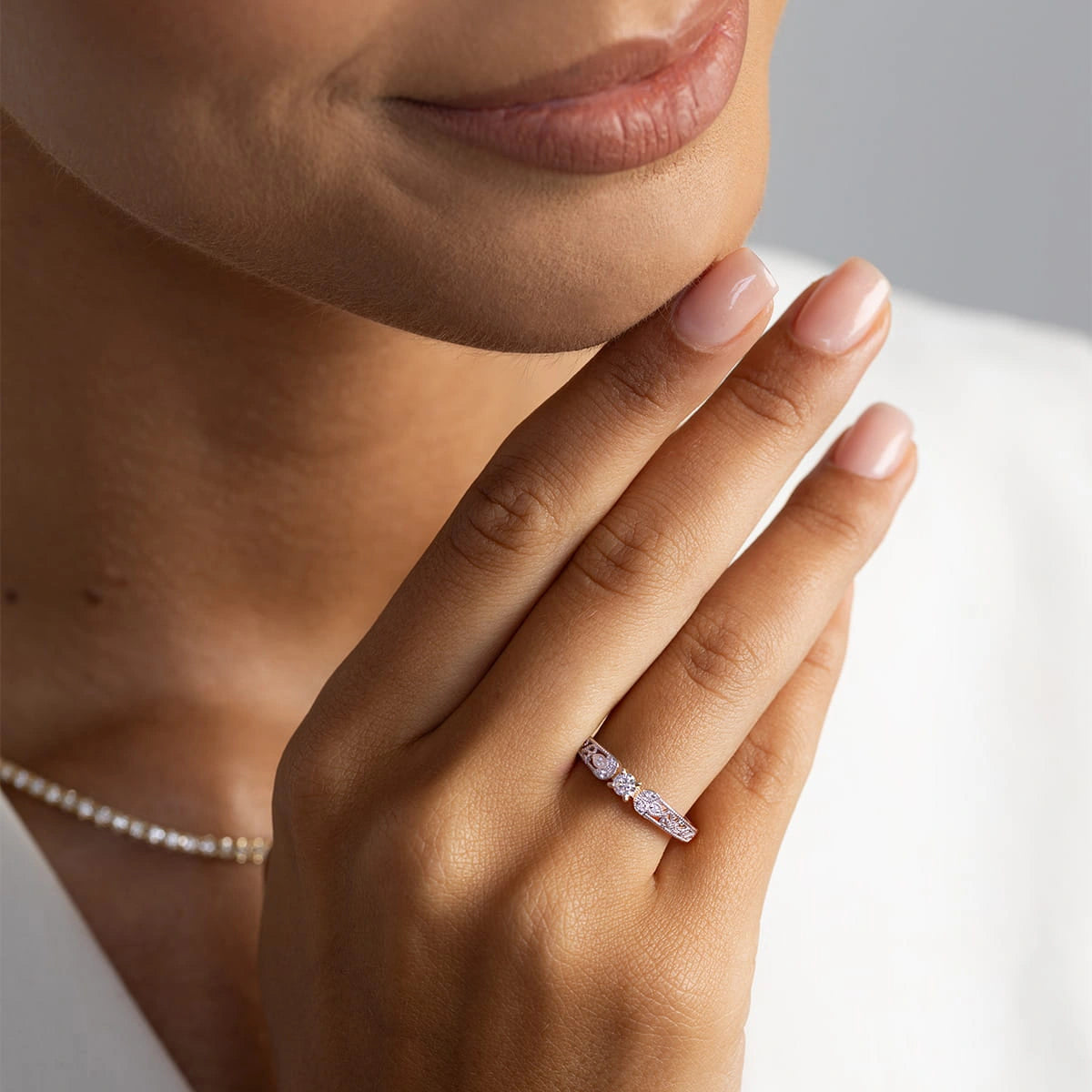 Anello Fior di Sole in Oro con Diamanti HPHT