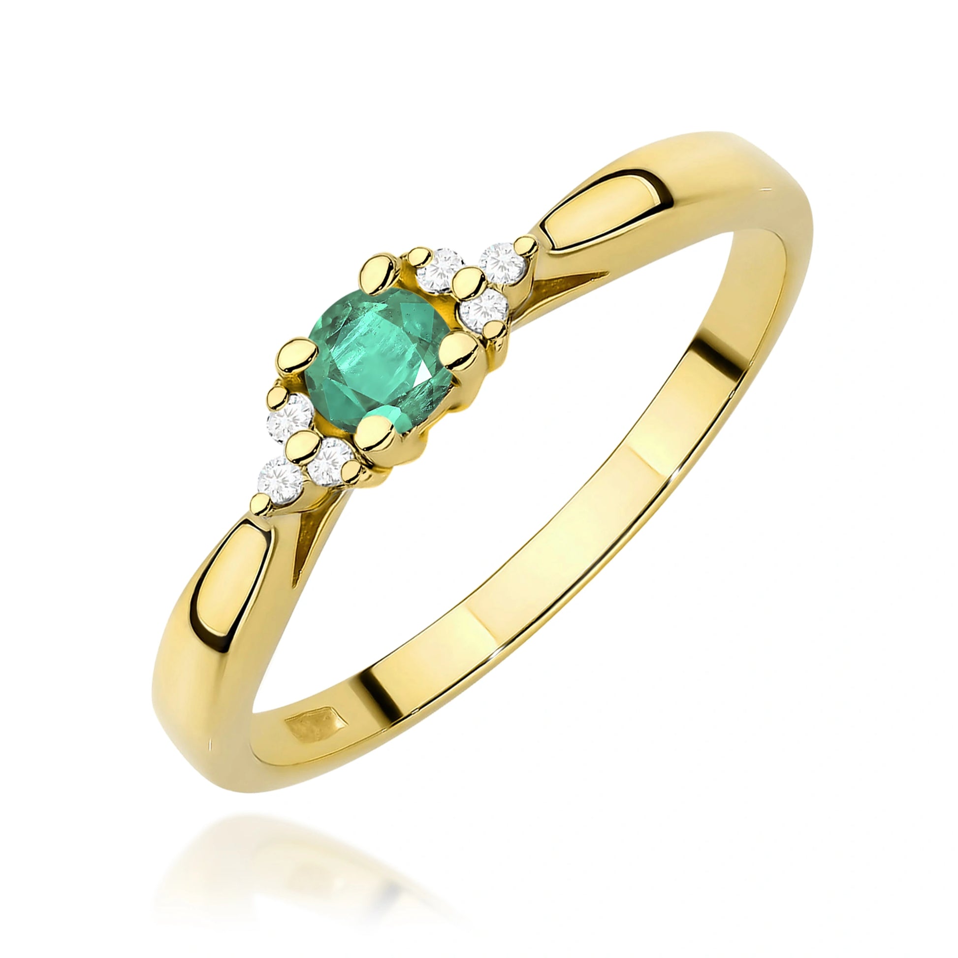 Mint Gold Ring with Emerald and 6 Diamonds