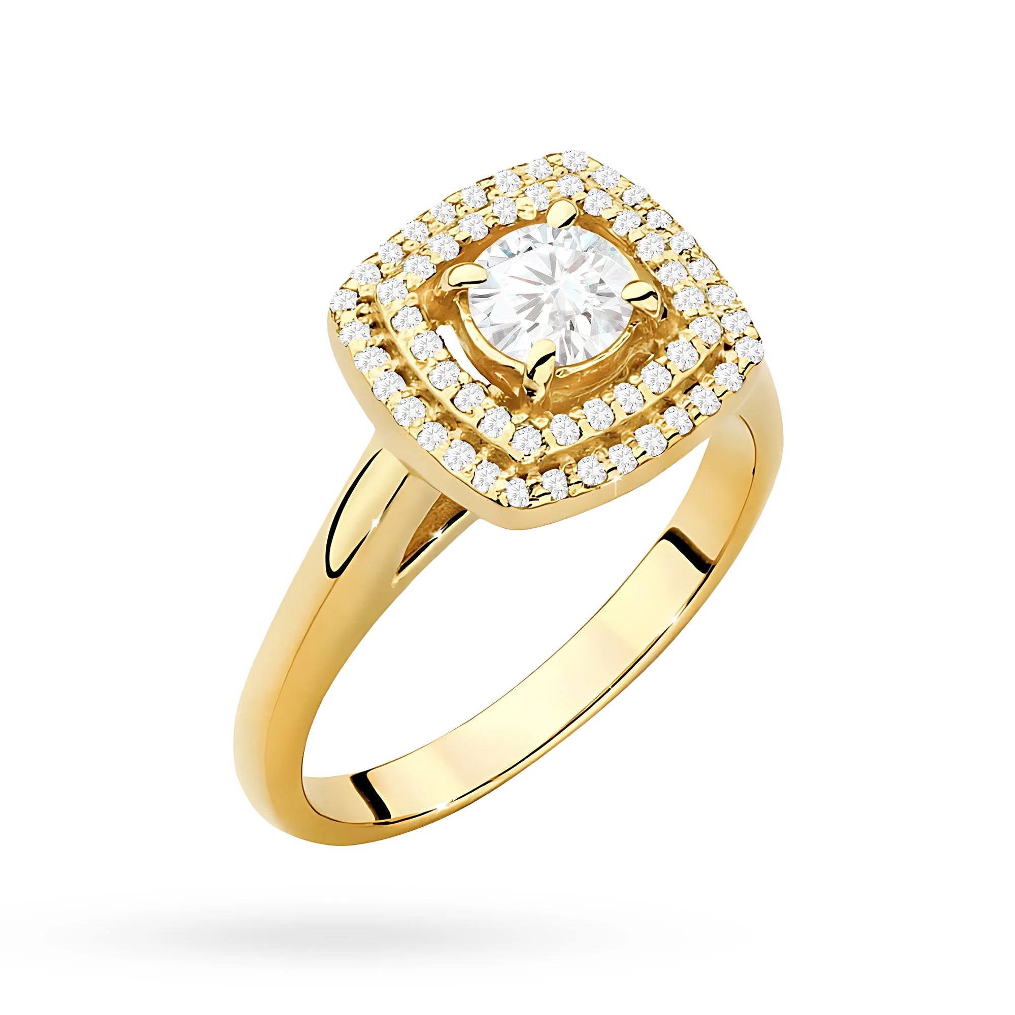 Gold Majesty Ring with Lab-Grown Diamonds