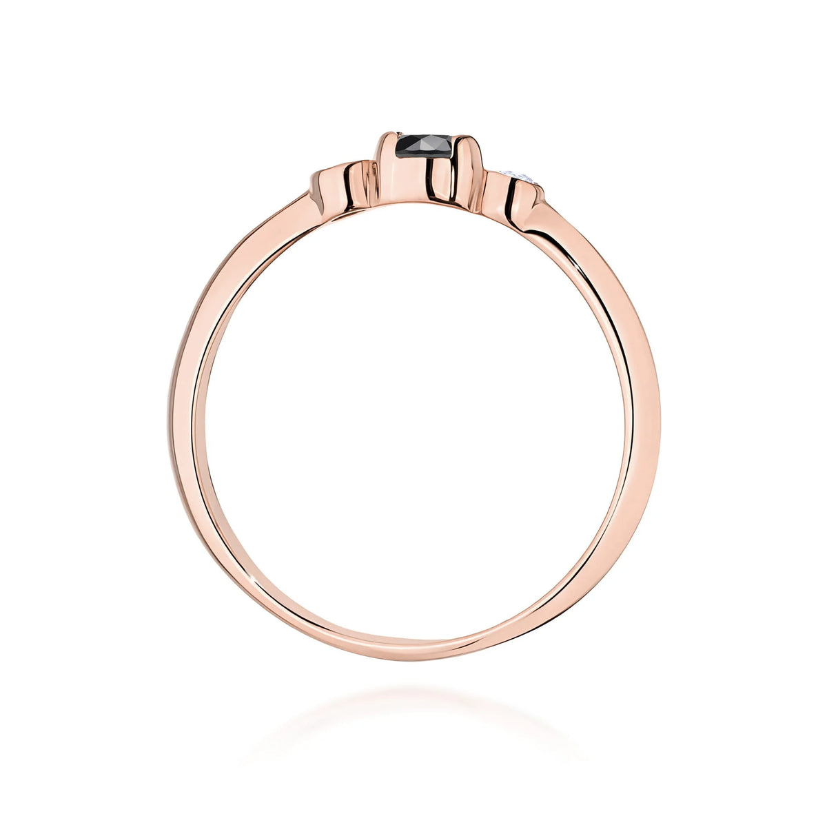 Anillo Amélie de oro con diamante negro