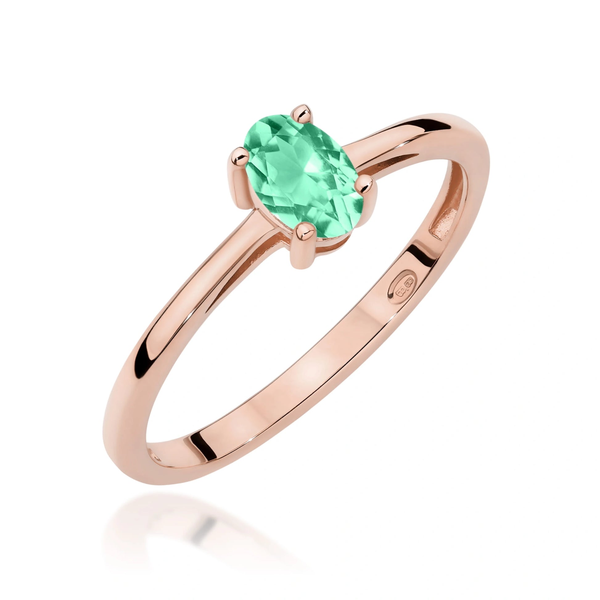Anello Elizabeth in Oro con Smeraldo 0,40 ct Ovale