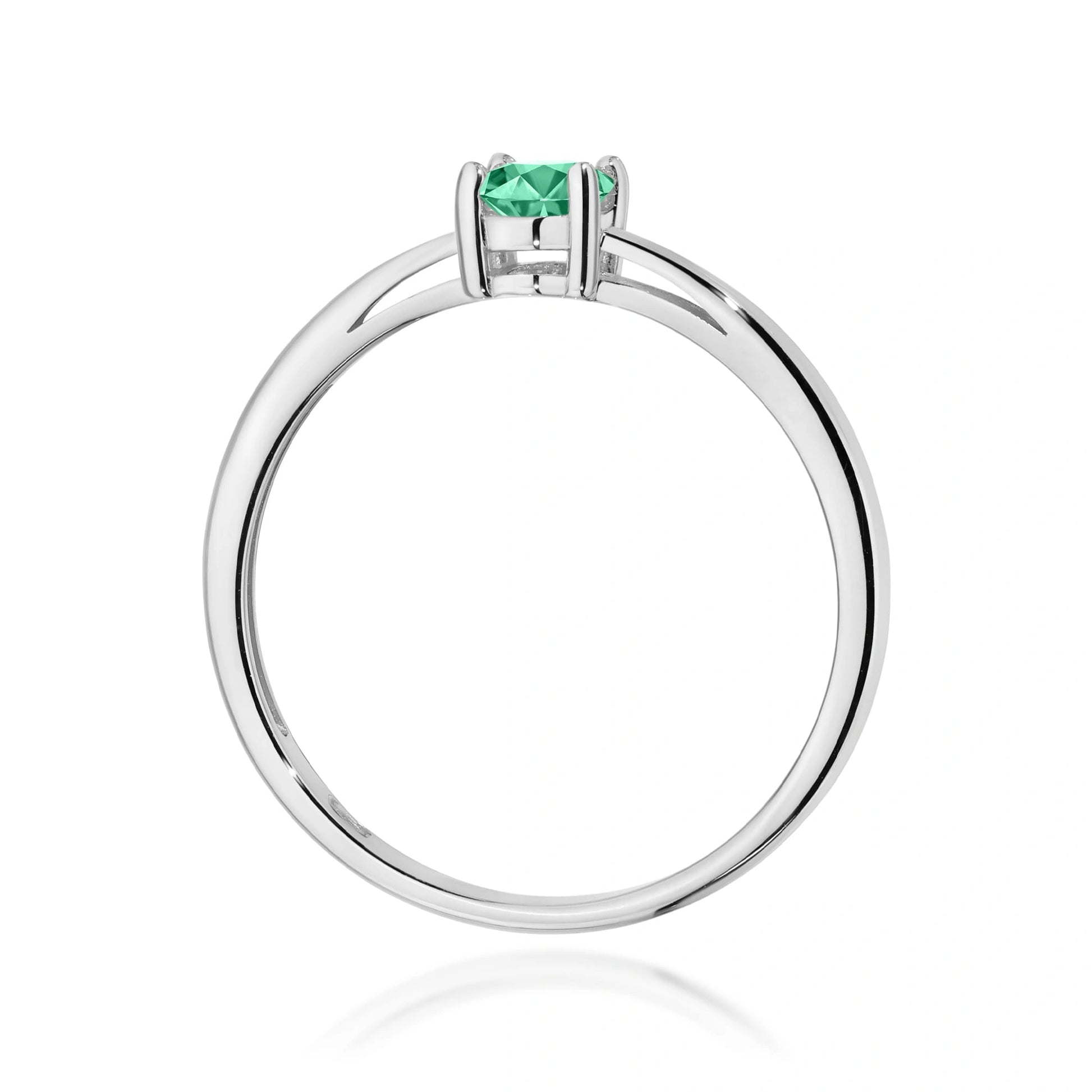 Anello Elizabeth in Oro con Smeraldo 0,40 ct Ovale