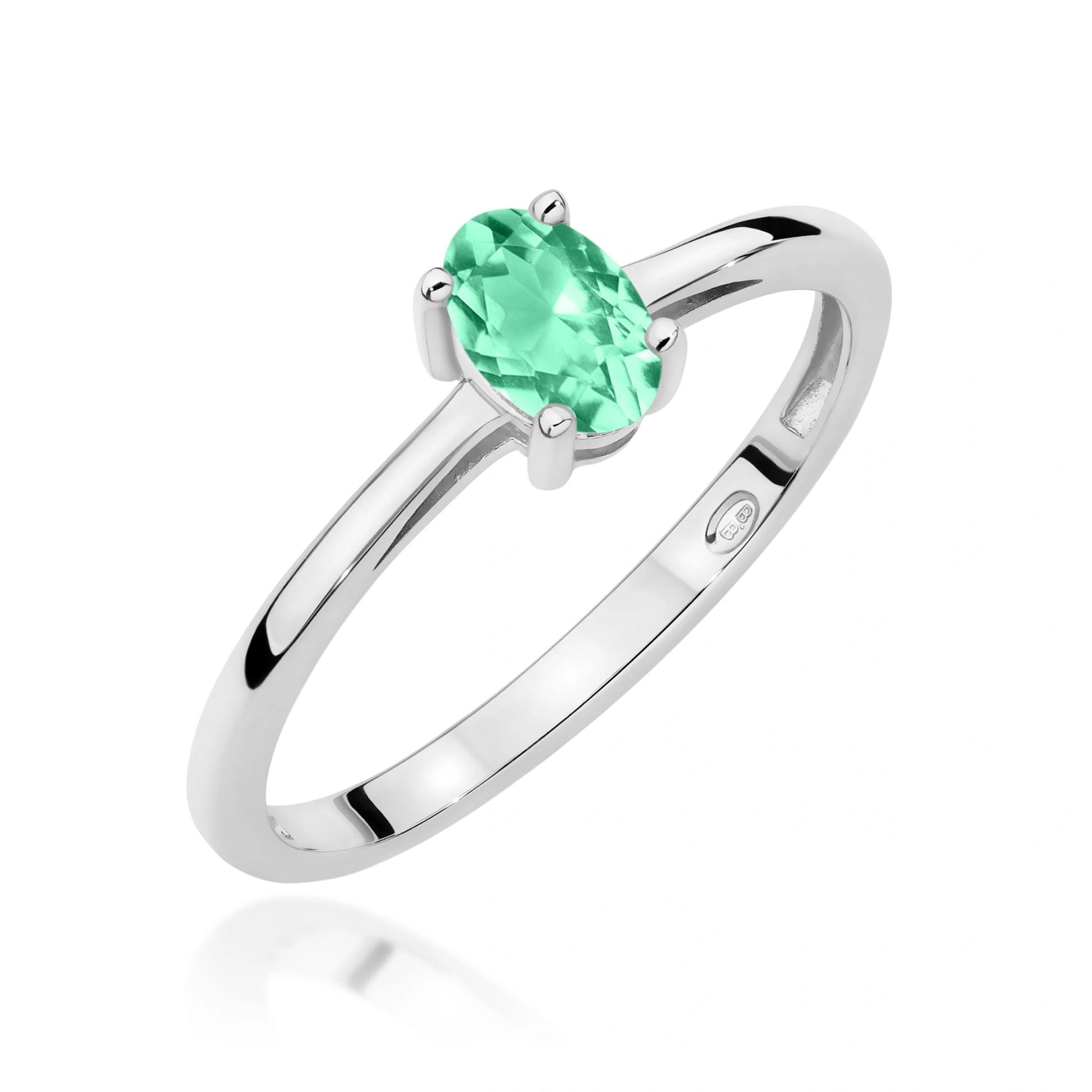 Anello Elizabeth in Oro con Smeraldo 0,40 ct Ovale