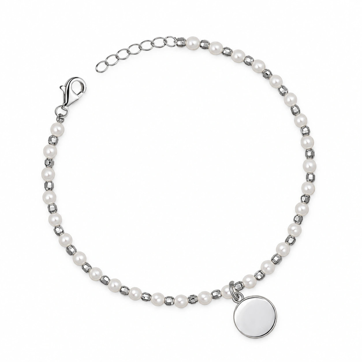 Damenarmband aus Silber mit gravierbarem Anhänger und Perlen