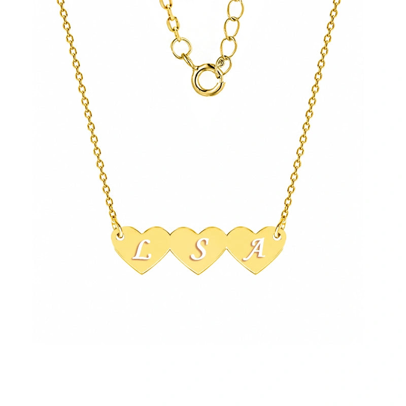 Halskette in Gold mit drei Herzen