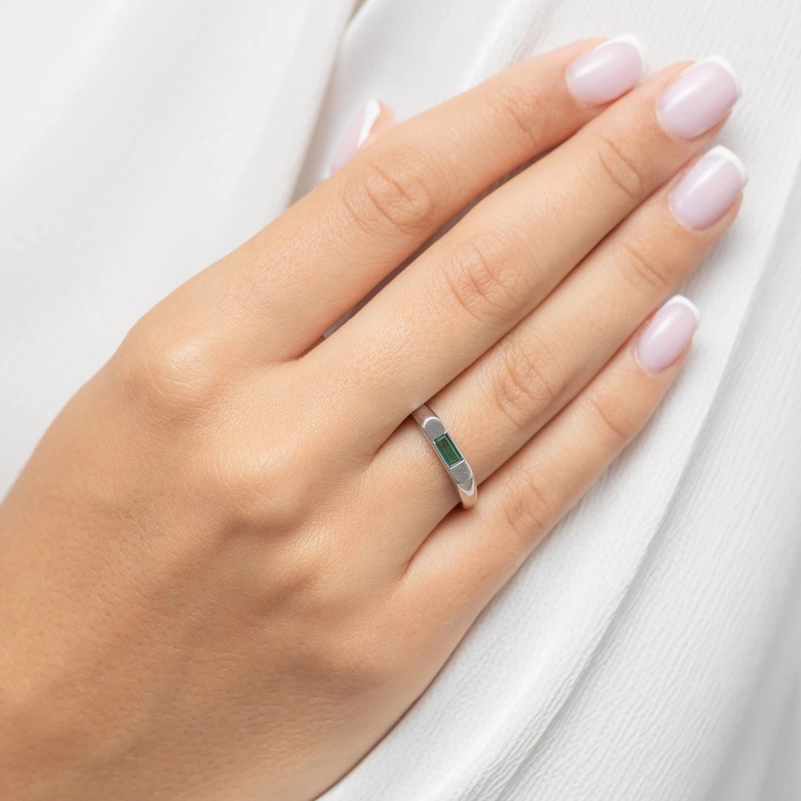 Anello Flat con Zircone Verde