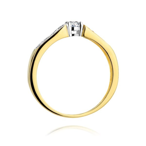 Anello in Oro con Diamante 0,20 ct e 30 Diamanti 0,15 ct dentro Infinito