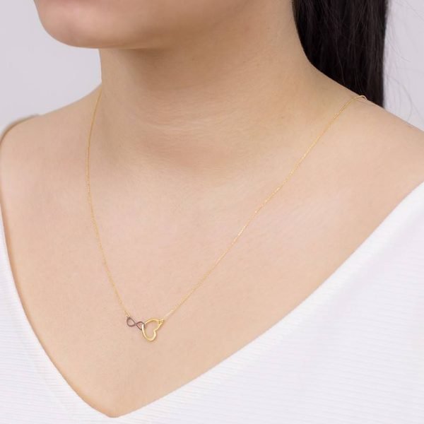 Collana in Oro con Cuore Infinito